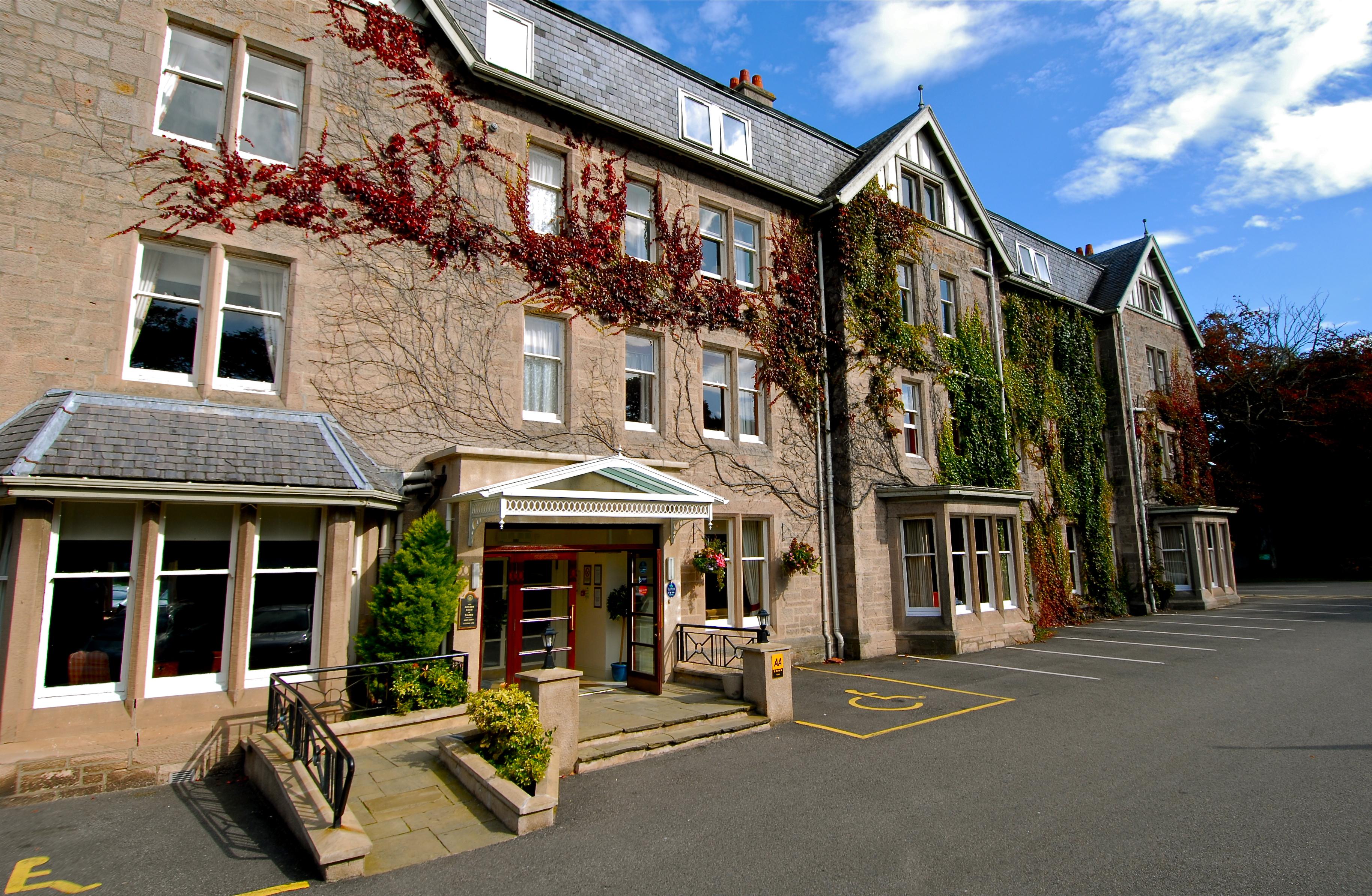 Golf View Hotel & Spa 네언 외부 사진