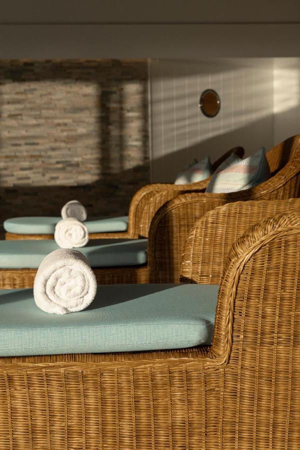 Golf View Hotel & Spa 네언 외부 사진