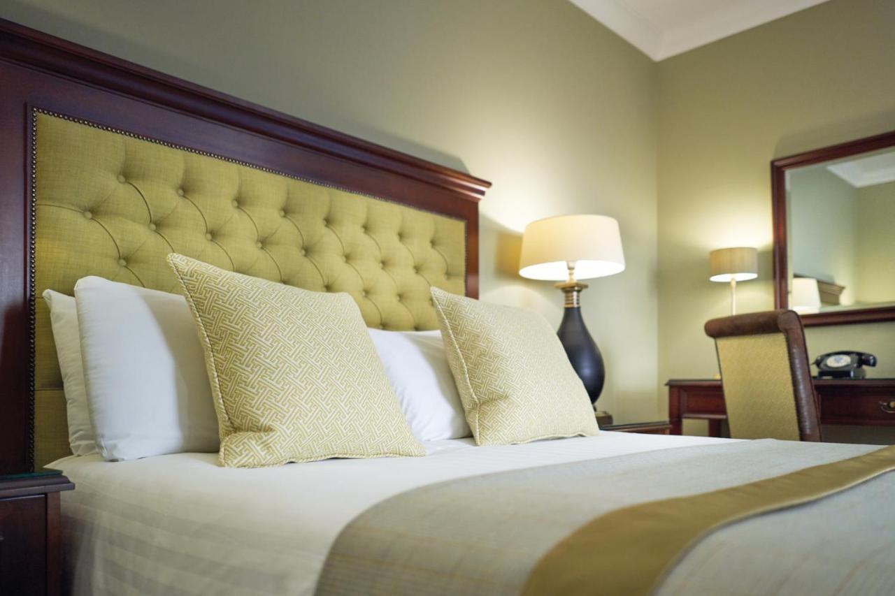 Golf View Hotel & Spa 네언 외부 사진